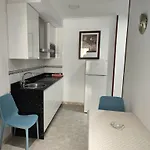Apartment Leonor Carihuela *