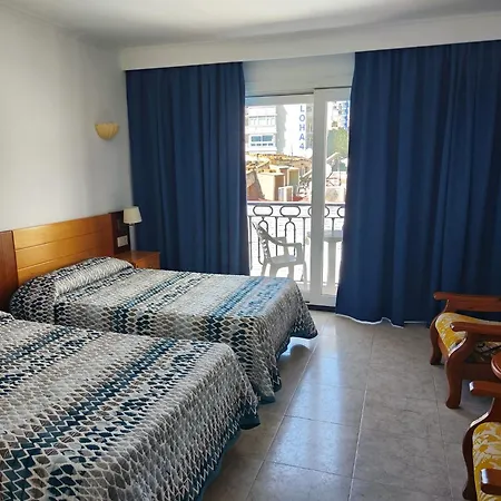 Leonor Carihuela Apartment