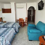 Leonor Carihuela Apartment Torremolinos