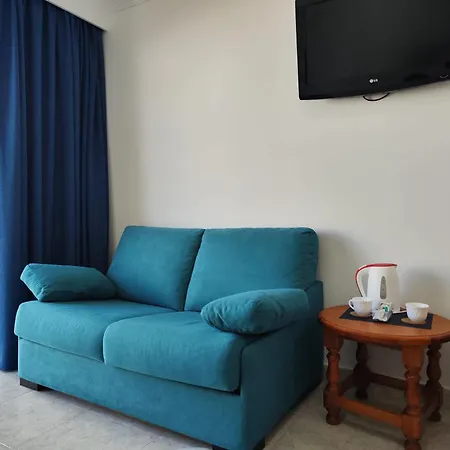 Leonor Carihuela Apartamento