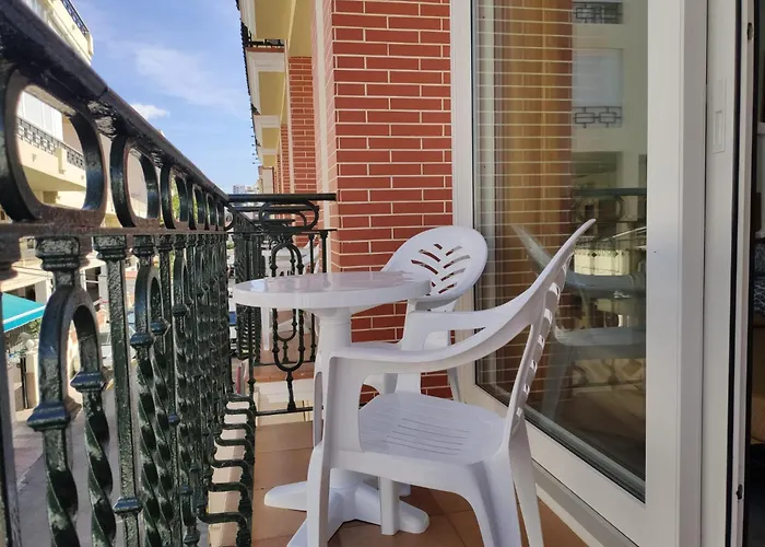 Leonor Carihuela Apartment Torremolinos