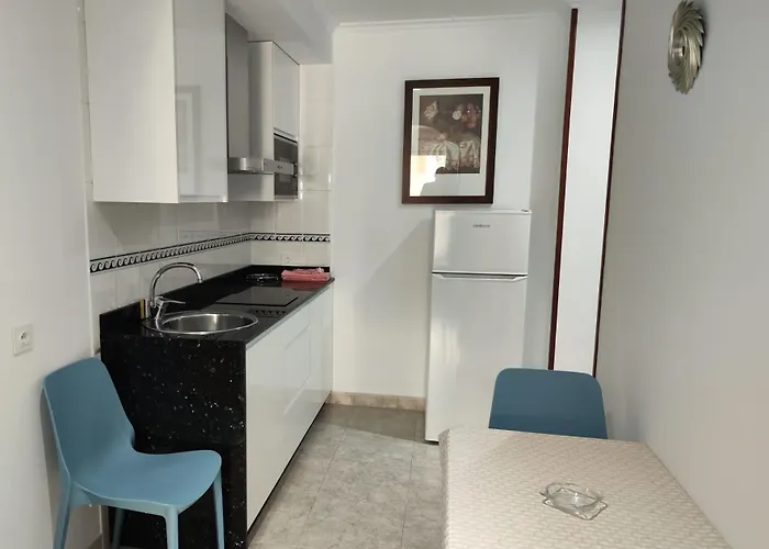 Apartament Leonor Carihuela *