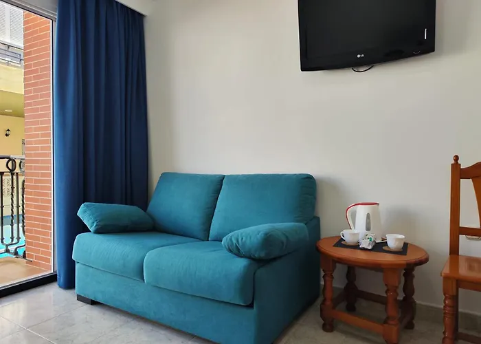 Leonor Carihuela Apartment