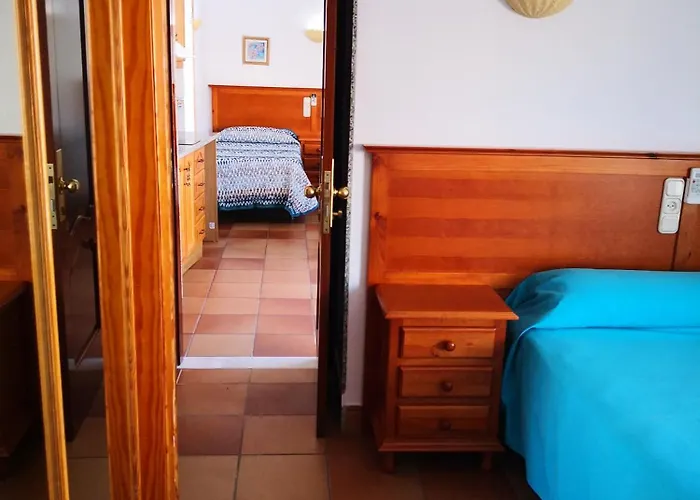 Leonor Carihuela Apartament Torremolinos