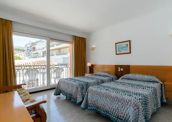 Leonor Carihuela Torremolinos